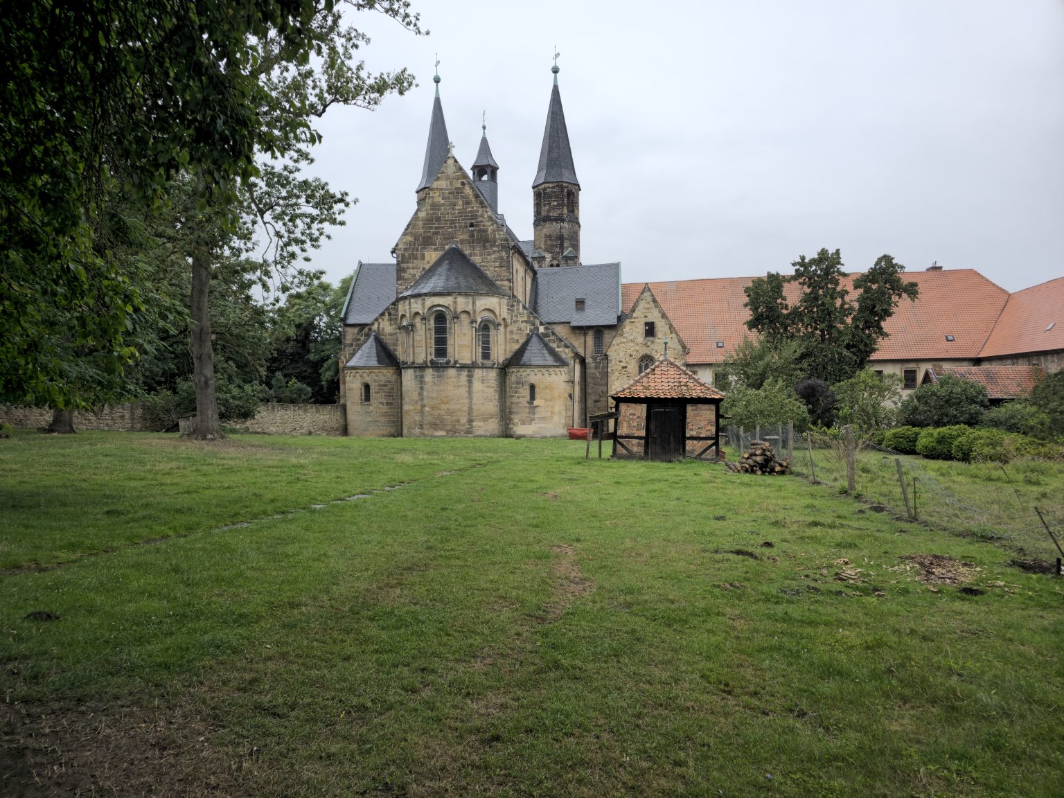 Klosterkirche Hamersleben im Bistum Magdeburg von Osten