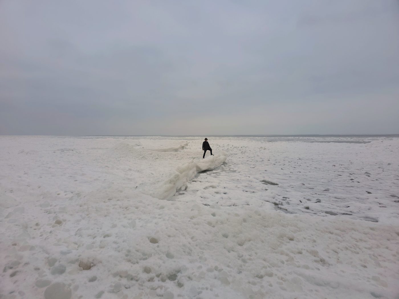 Dirk Walther auf dem Ostseeeis